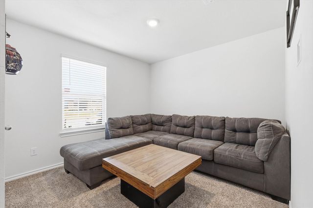 1520 Skyline Drive, Denton, TX 76207