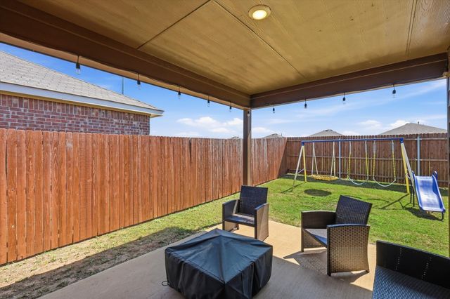 1520 Skyline Drive, Denton, TX 76207