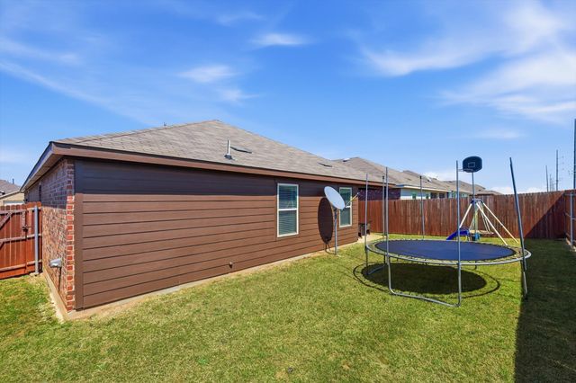1520 Skyline Drive, Denton, TX 76207