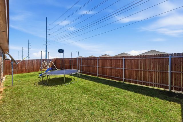1520 Skyline Drive, Denton, TX 76207