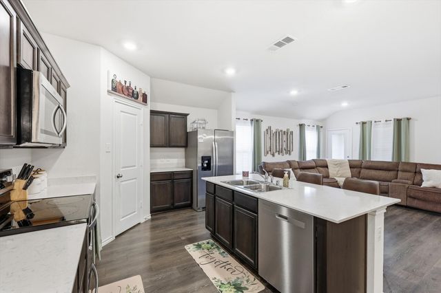 1520 Skyline Drive, Denton, TX 76207