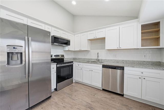 5710 Cardigan Trace, Sugar Hill, GA 30518