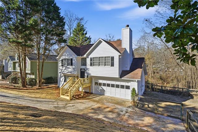 5710 Cardigan Trace, Sugar Hill, GA 30518