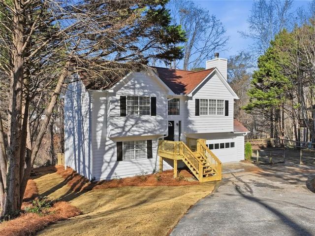 5710 Cardigan Trace, Sugar Hill, GA 30518