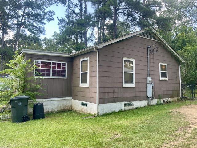 1301 Greenwood, Dothan, AL 36303