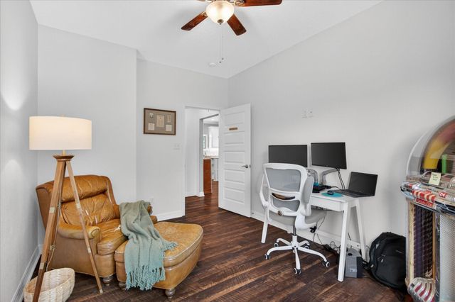 604 Warsaw Street, Bayou Vista, TX 77563