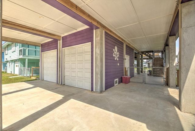 604 Warsaw Street, Bayou Vista, TX 77563