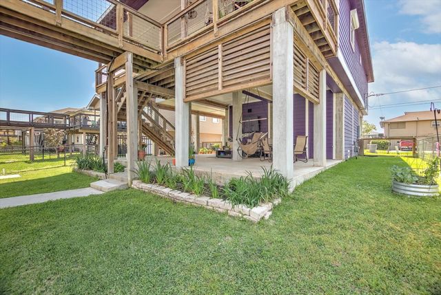 604 Warsaw Street, Bayou Vista, TX 77563