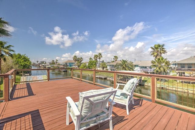 604 Warsaw Street, Bayou Vista, TX 77563