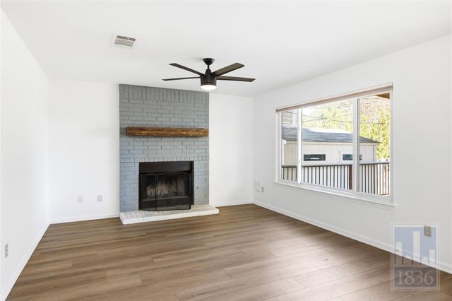 4200 Cortina DR, Austin, TX 78749