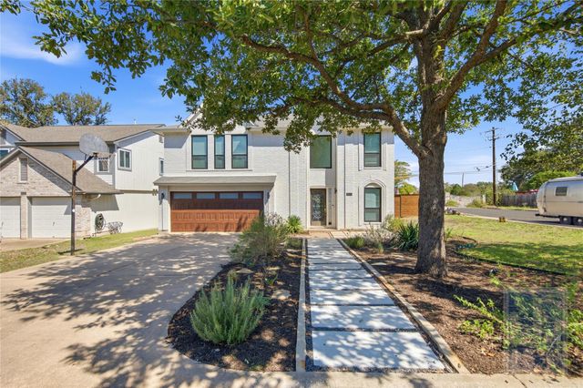 4200 Cortina DR, Austin, TX 78749