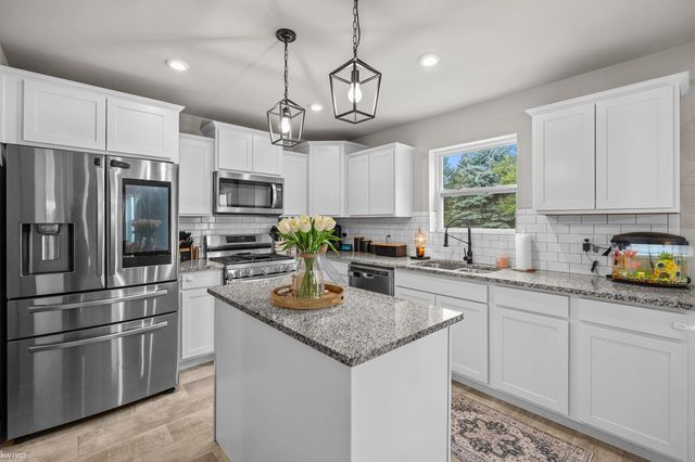 341 Golfside Drive, Lapeer, MI 48446
