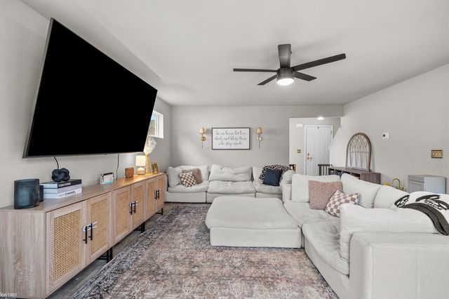 341 Golfside Drive, Lapeer, MI 48446