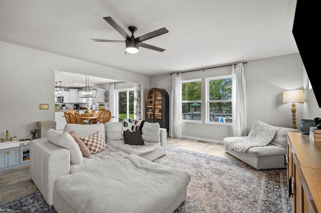 341 Golfside Drive, Lapeer, MI 48446