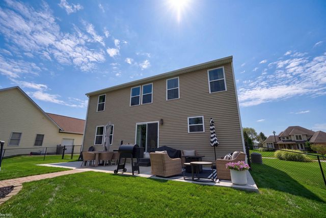 341 Golfside Drive, Lapeer, MI 48446