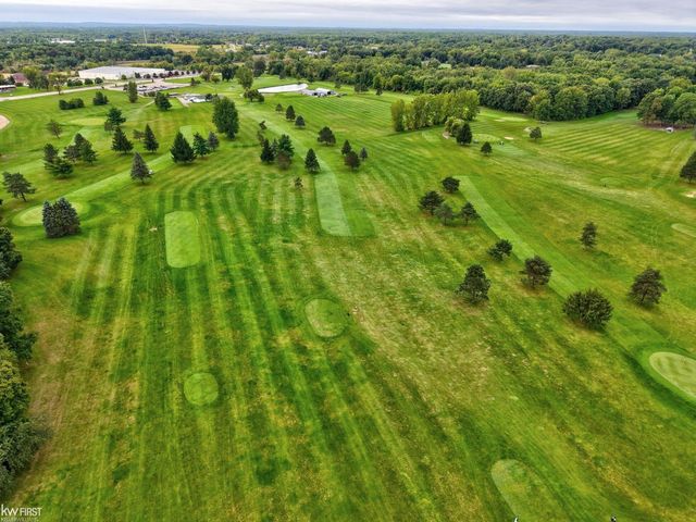 341 Golfside Drive, Lapeer, MI 48446