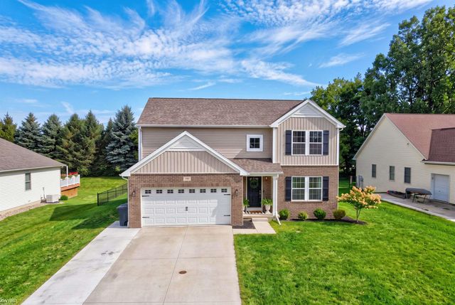 341 Golfside Drive, Lapeer, MI 48446
