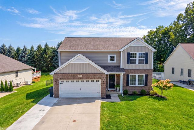 341 Golfside Drive, Lapeer, MI 48446