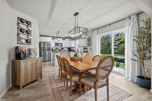341 Golfside Drive, Lapeer, MI 48446