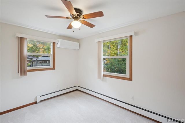 21473 Lundy Drive, Farmington Hills, MI 48336