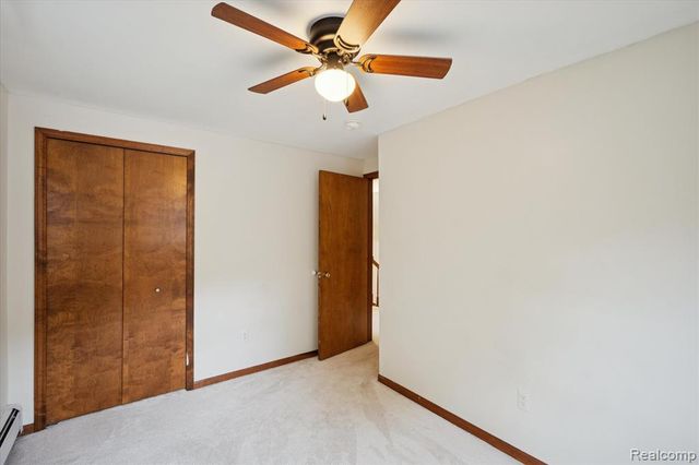 21473 Lundy Drive, Farmington Hills, MI 48336