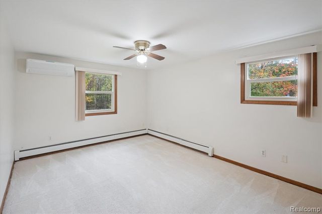 21473 Lundy Drive, Farmington Hills, MI 48336