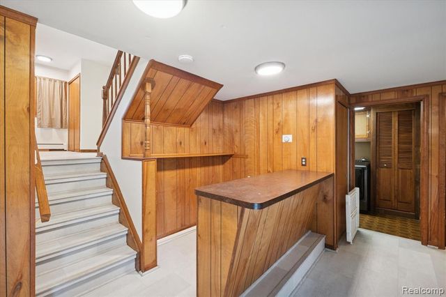 21473 Lundy Drive, Farmington Hills, MI 48336