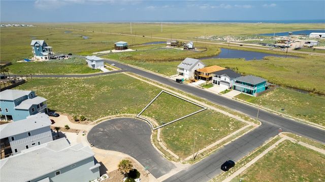 7562 Welkan Cove, Port Aransas, TX 78373