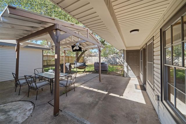 202 Black Forest Drive, Spring, TX 77388