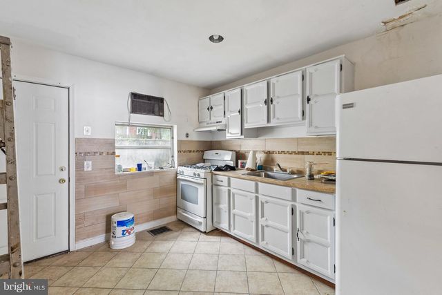 2031 S COLORADO ST, Philadelphia, PA 19145