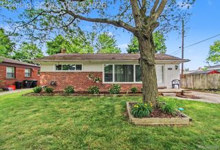 9135 Frederick Street, Livonia, MI 48150