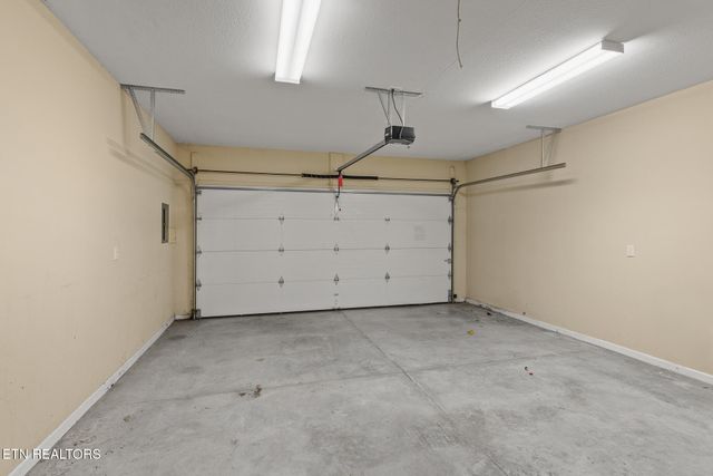 7742 Ellisville Lane, Knoxville, TN 37909