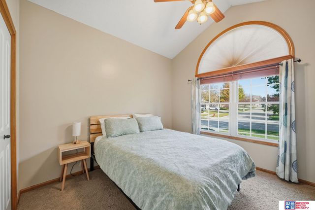 7725 Tropp Ridge Drive, Lincoln, NE 68512