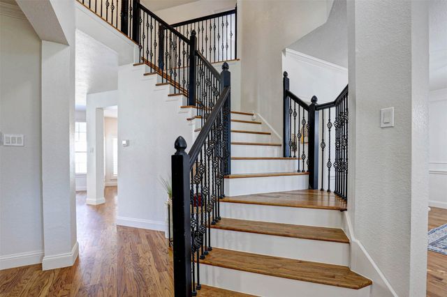 4863 Union Lake Drive, Fort Worth, TX 76137