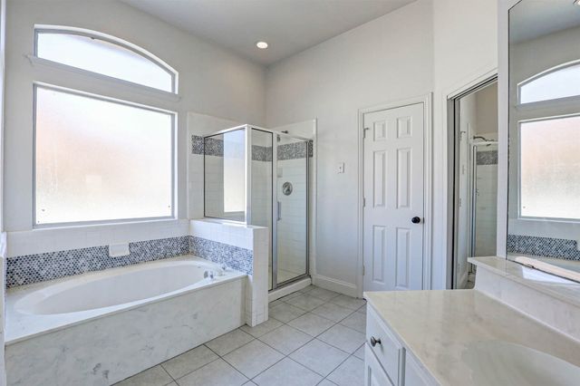 4863 Union Lake Drive, Fort Worth, TX 76137