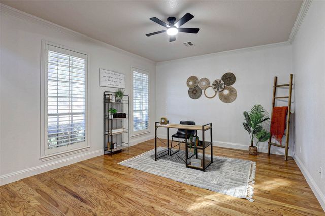 4863 Union Lake Drive, Fort Worth, TX 76137