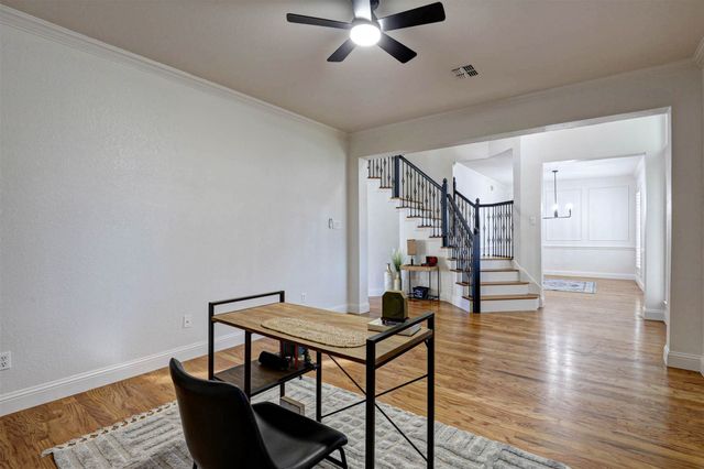 4863 Union Lake Drive, Fort Worth, TX 76137