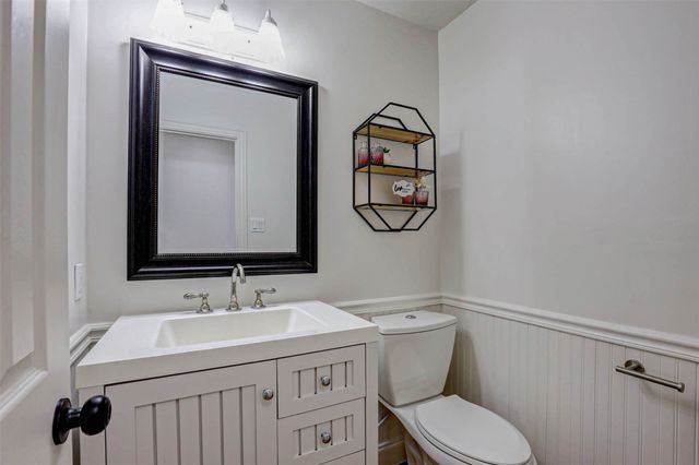 4863 Union Lake Drive, Fort Worth, TX 76137