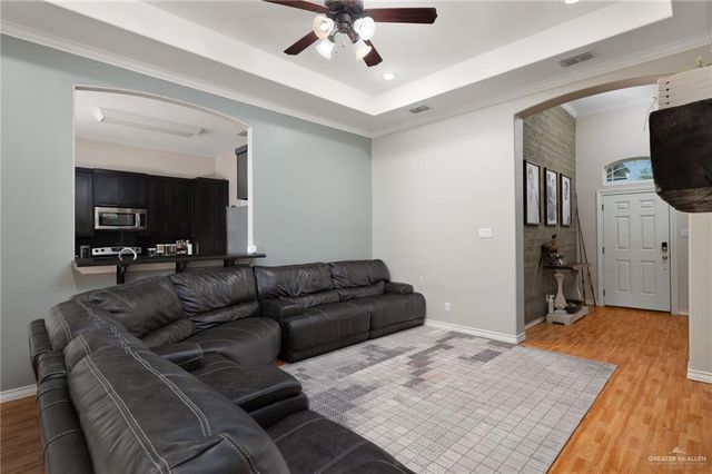 609 S Excalibur Street, Edinburg, TX 78539