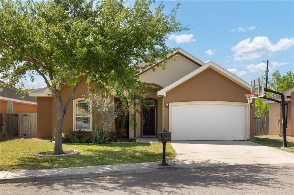 609 S Excalibur Street, Edinburg, TX 78539