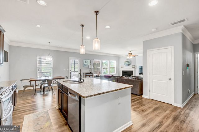 170 Cornerstone Circle, Woodstock, GA 30188