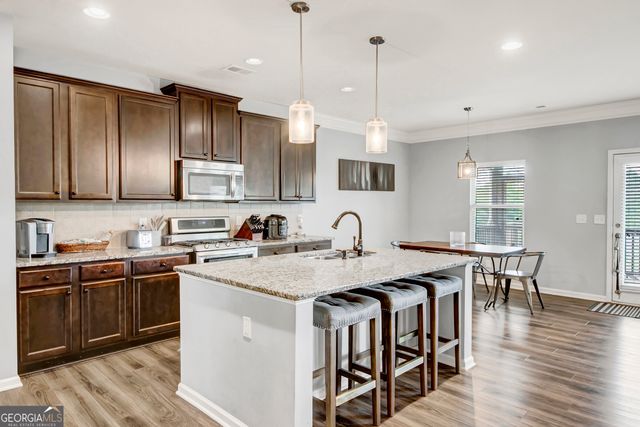 170 Cornerstone Circle, Woodstock, GA 30188