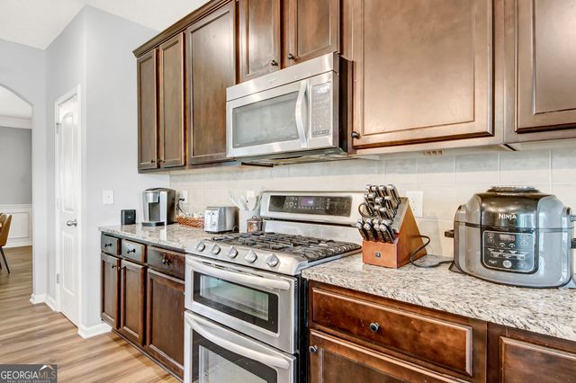 170 Cornerstone Circle, Woodstock, GA 30188