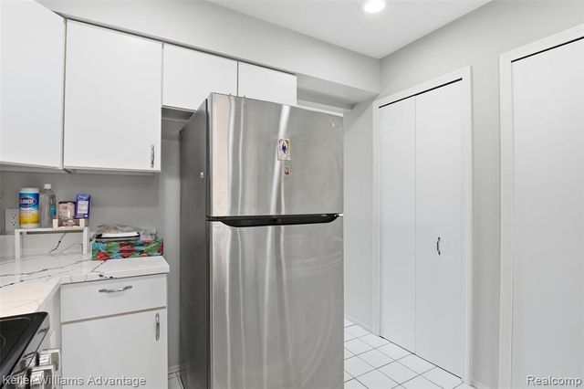 5271 Wright Way, West Bloomfield, MI 48322