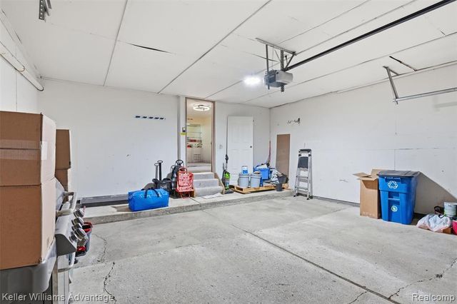 5271 Wright Way, West Bloomfield, MI 48322