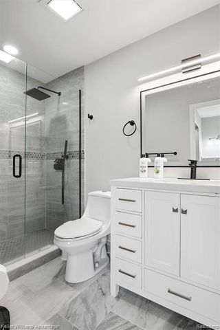 5271 Wright Way, West Bloomfield, MI 48322