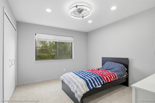 5271 Wright Way, West Bloomfield, MI 48322