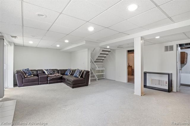 5271 Wright Way, West Bloomfield, MI 48322