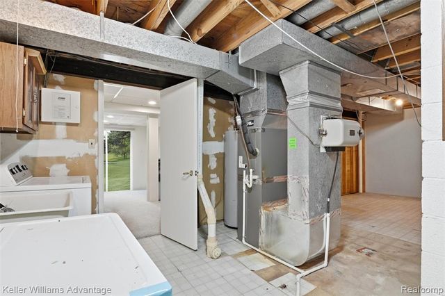 5271 Wright Way, West Bloomfield, MI 48322