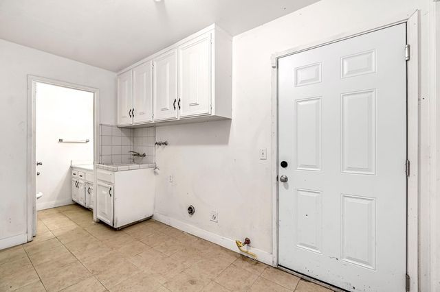 14721 E Tulare Avenue, Sanger, CA 93657